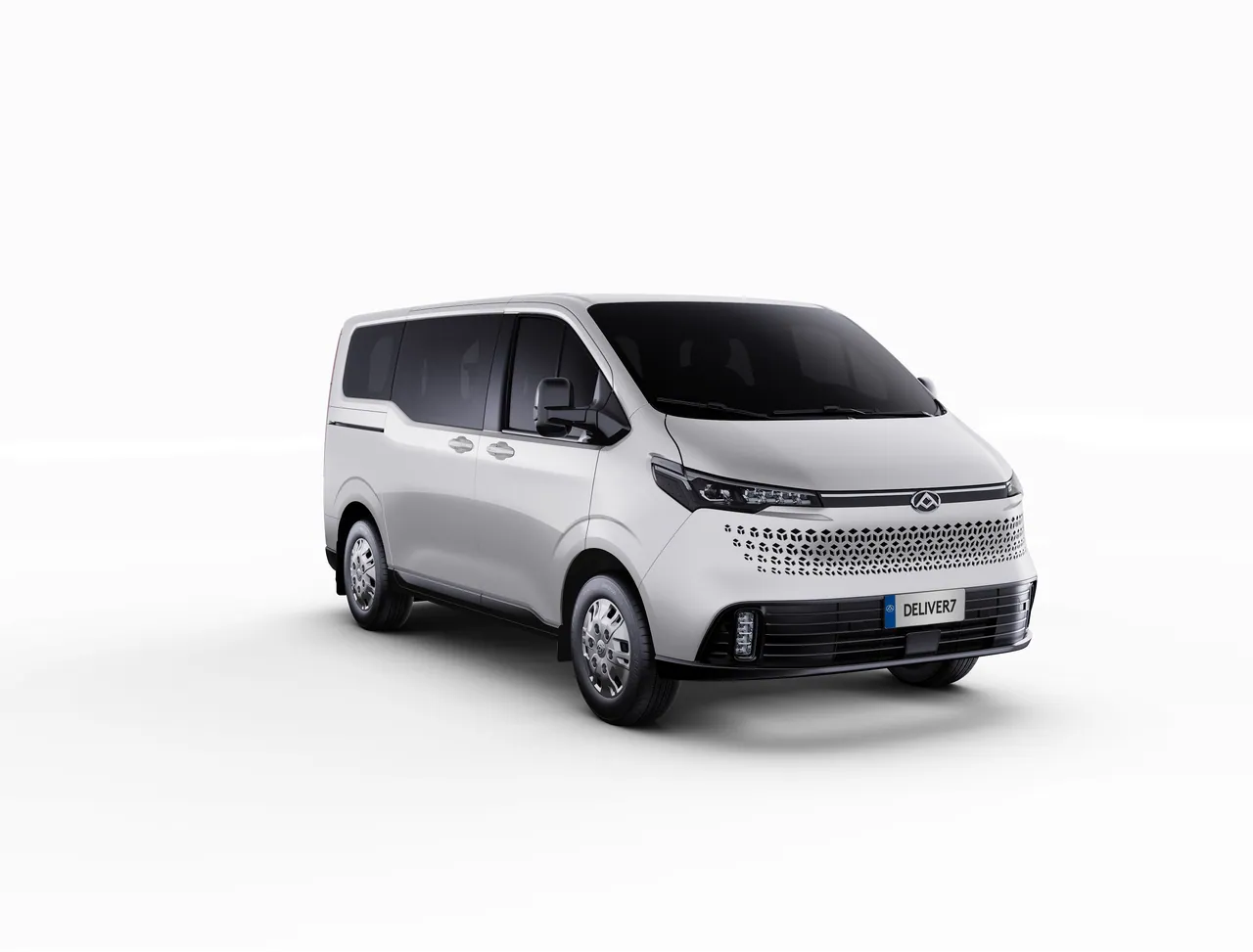 MAXUS Deliver 7