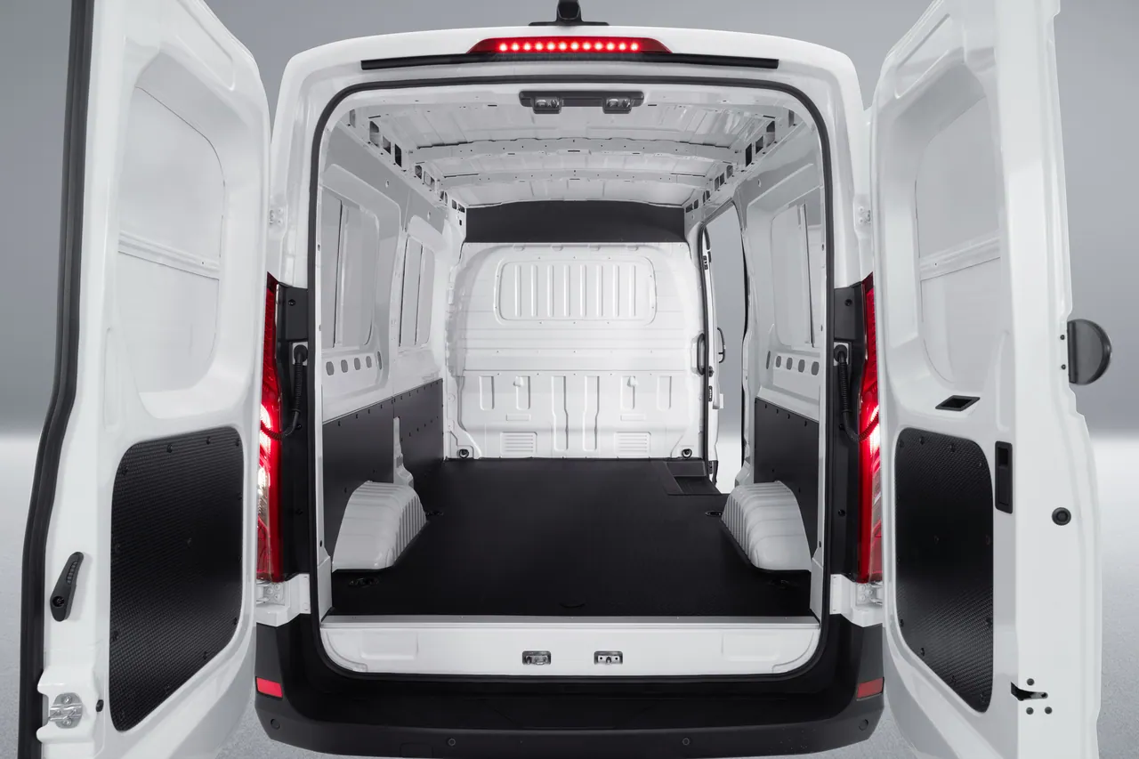 MAXUS eDeliver 9